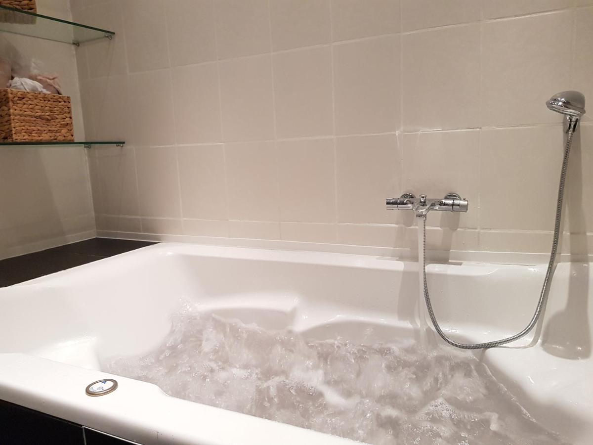 Grosse 130Qm Ferienwohnung Mit Whirlpool Sulzbach  ภายนอก รูปภาพ